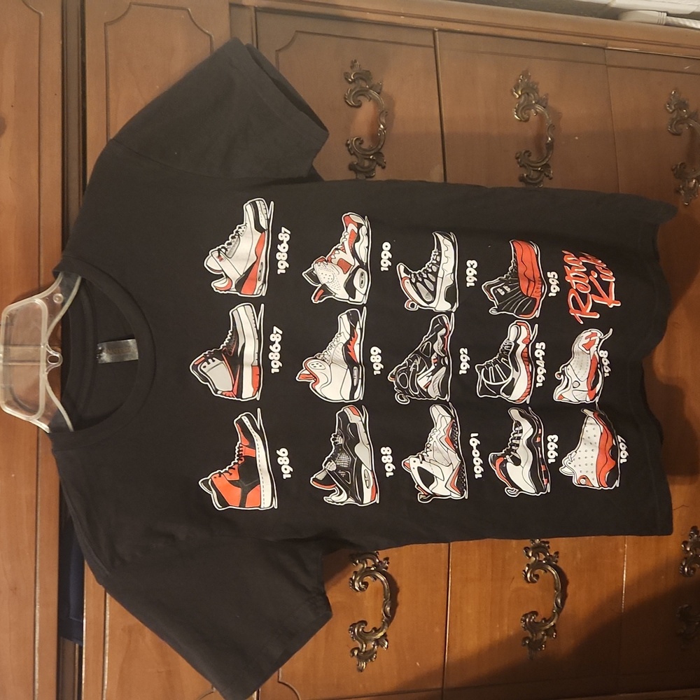 RETRO KICKES T-shirt